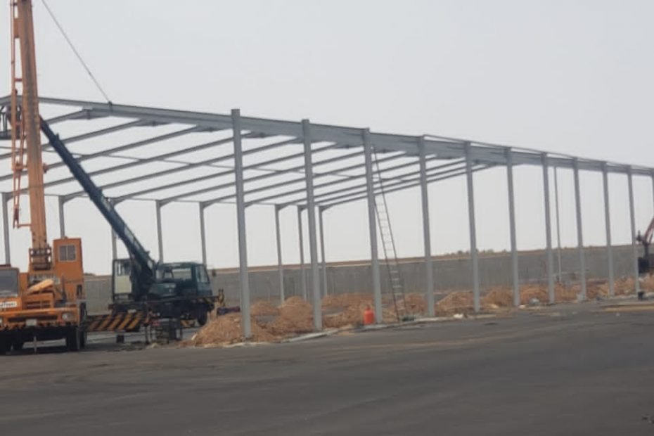 مقاول هناجر عسير | خبرة في التنفيذ السريع والدقيق